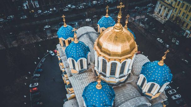 St. Volodymyr's Cathedral seen in Kyiv, Ukraine - 写真・画像