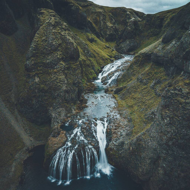 アイスランドの南海岸にあるStjornarfoss滝 - 写真・画像