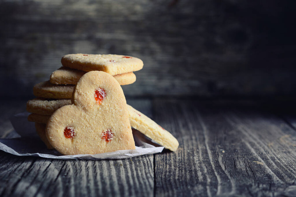 Ημέρα του Αγίου Βαλεντίνου καρδιά σχήμα cookies - Φωτογραφία, εικόνα