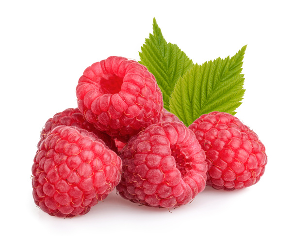 Raspberries with leaves isolated - Фото, изображение