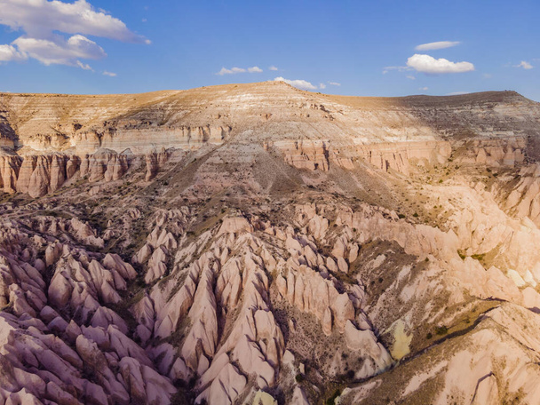 Meskendir Valley Pink Valley. Cappadocia Turkey. Travel to Turkey concept. - Fotoğraf, Görsel
