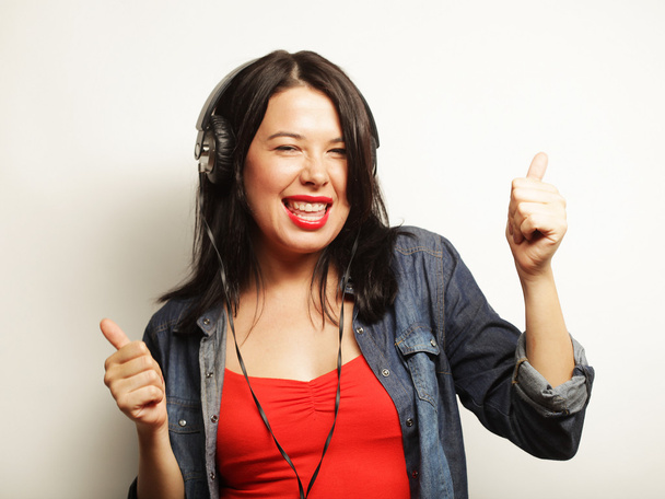 woman with headphones listening music - Foto, Imagem