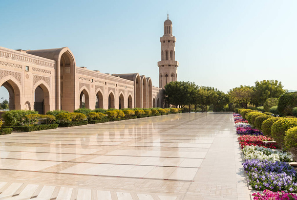 Grande mosquée du sultan Qaboos à Mascate, Oman, Moyen-Orient - Photo, image