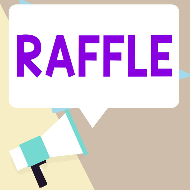 Szöveg felirat bemutató Raffle, Koncepció azt jelenti, hogy pénzt gyűjteni eladásával számozott jegyet kínál, mint díj - Fotó, kép