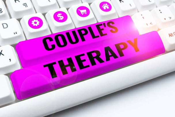Çift Terapisi ve iş fikri sunan metin başlığı, çift ve çiftler için ilişki sıkıntısını tedavi ediyor - Fotoğraf, Görsel