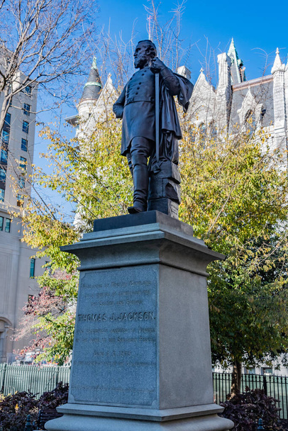 Памятник Томасу Джексону, Ричмонд Вирджиния США, Ричмонд, Вирджиния - Фото, изображение