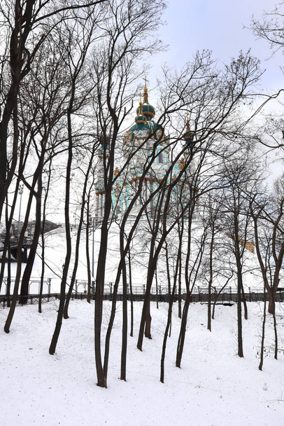 Андреевский храм на Андреевском спуске в Киеве, Украина - Фото, изображение