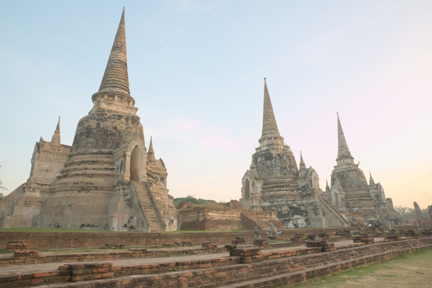 Starověké zřícenina Wat Phra Šrí Sanphet - Fotografie, Obrázek