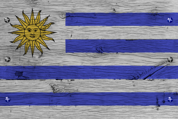 Bandera nacional Uruguay pintada madera vieja de roble abrochada
 - Foto, Imagen