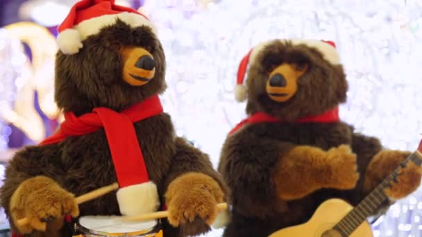 Beren spelen drums en gitaar - Video