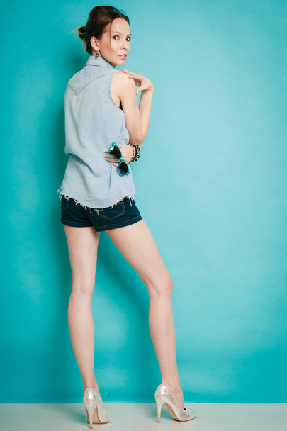 Girl posing in studio - Fotó, kép