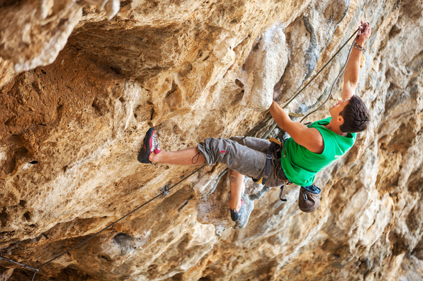 Bergsteiger auf einer Felswand - Foto, Bild