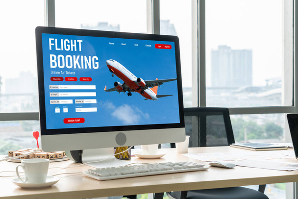 Site de réservation de vol en ligne fournir un système de réservation modish. Concept de technologie du voyage . - Photo, image