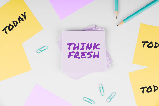 Psaní zobrazující text Think Fresh, Koncept znamená myšlení na přírodní ingredience Pozitivní dobré prostředí - Fotografie, Obrázek