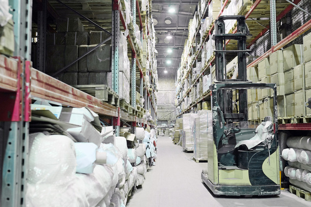 Interior of a big warehouse - Φωτογραφία, εικόνα