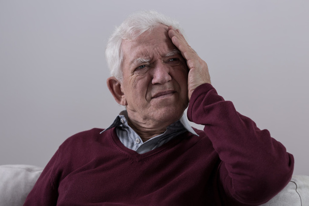 Senior man with headache - Φωτογραφία, εικόνα
