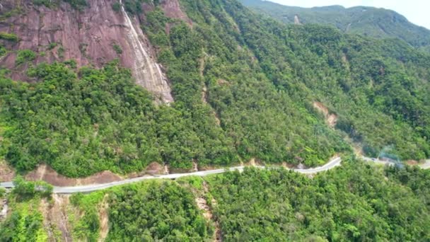 Khanh Le Pass seen from above is beautiful and majestic. This is the most beautiful and dangerous pass connecting Nha Trang and Da Lat of Vietnam - Footage, Video