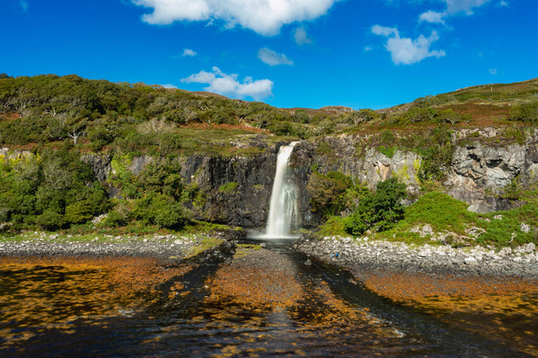 Wodospad Eas Fors, Wyspa Mull, Szkocja, Zjednoczone Królestwo - Zdjęcie, obraz