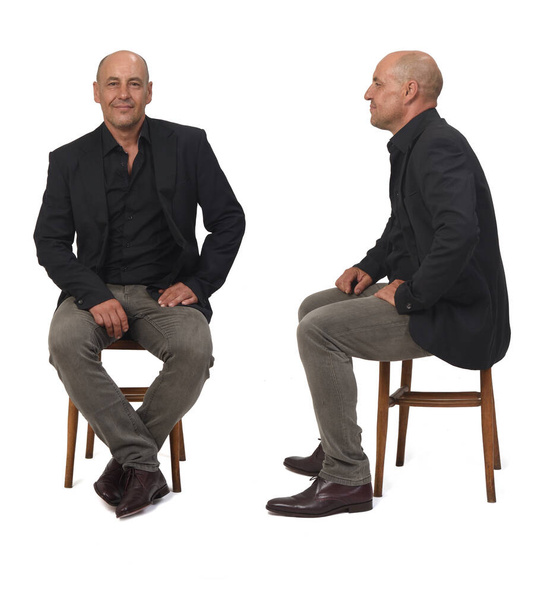 elülső és oldalsó nézet ugyanazon férfi ül széken fehér háttér - Fotó, kép