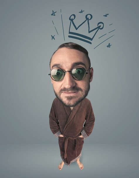 Big head person with crown - Foto, imagen