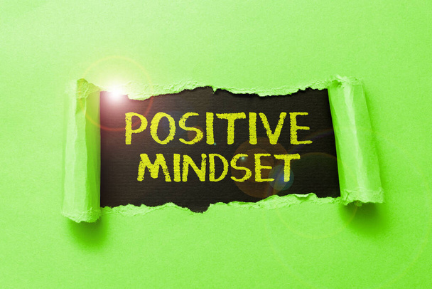 Positive Mindset, Konzept mit geistiger und emotionaler Einstellung, das sich auf die helle Seite konzentriert - Foto, Bild