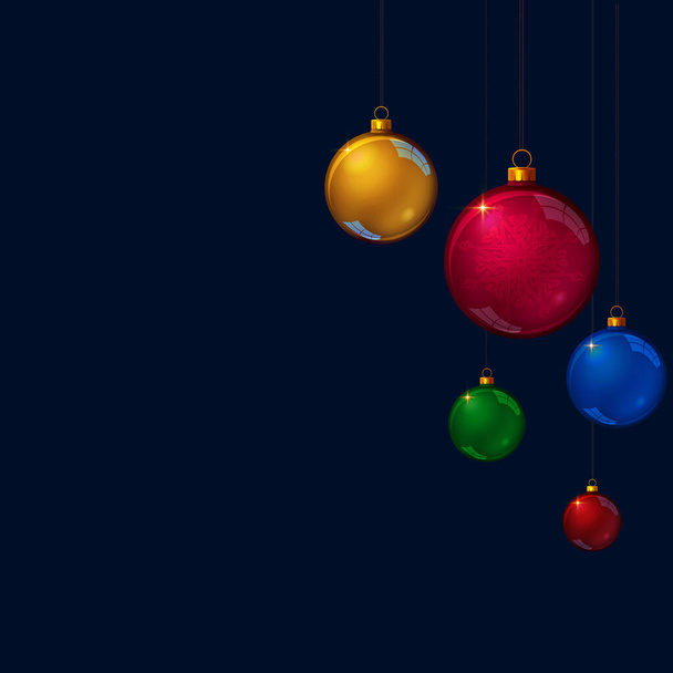 Weihnachtskugeln isoliert auf blauem Hintergrund. - Foto, Bild
