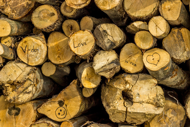 Pilha de madeira para Valentine
 - Foto, Imagem