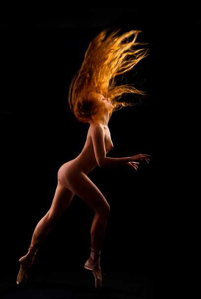 Dancing naked women - Fotografie, Obrázek