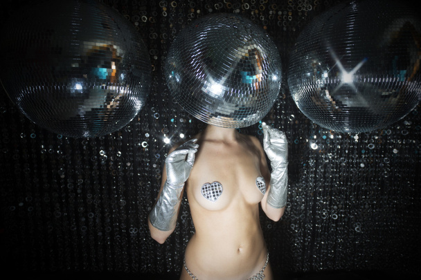 Superbe femme sexy tête discoball
 - Photo, image