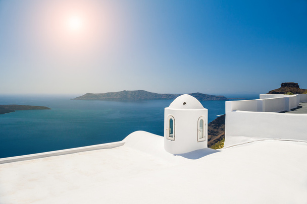 Arquitectura blanca en la isla de Santorini, GreciaArquitectura blanca
 - Foto, imagen