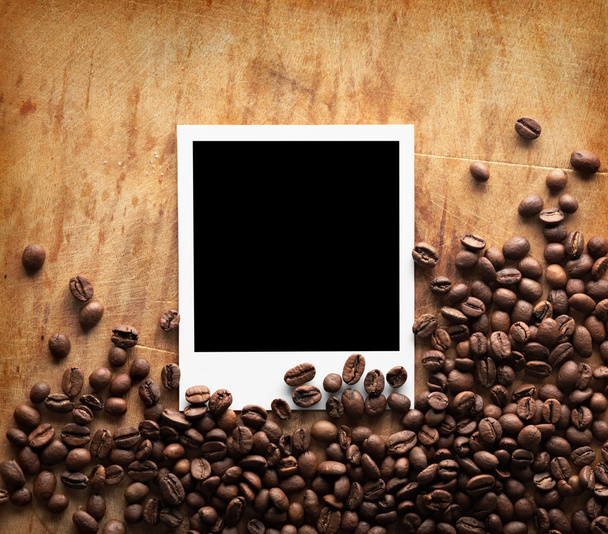 Foto instantânea com grãos de café
 - Foto, Imagem