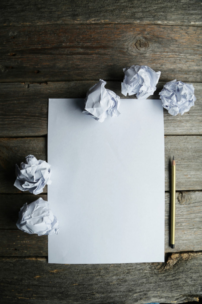Sheet of blank paper and a pencil - Fotografie, Obrázek