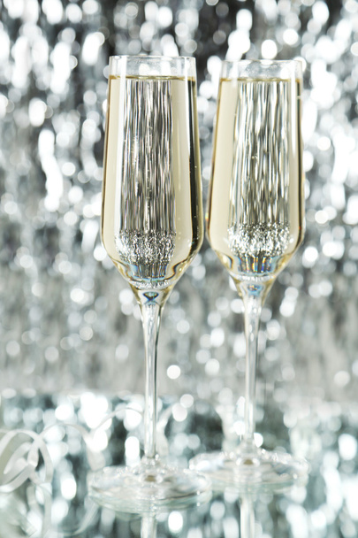 Two glasses of champagne - 写真・画像
