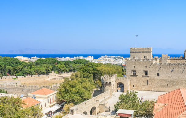 Vista do centro histórico de Rodes. Cidade Velha. Ilha de Rhodes
 - Foto, Imagem