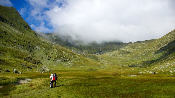 Way to Moldoveanu Peak, the highest peak in Romanian Carpathians - Fotoğraf, Görsel