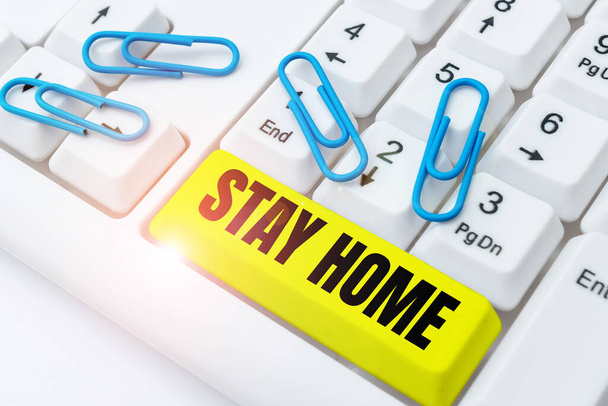 Podpis koncepcyjny Stay Home, Pomysł na biznes nie wychodzić do działalności i pobyt w domu lub domu - Zdjęcie, obraz