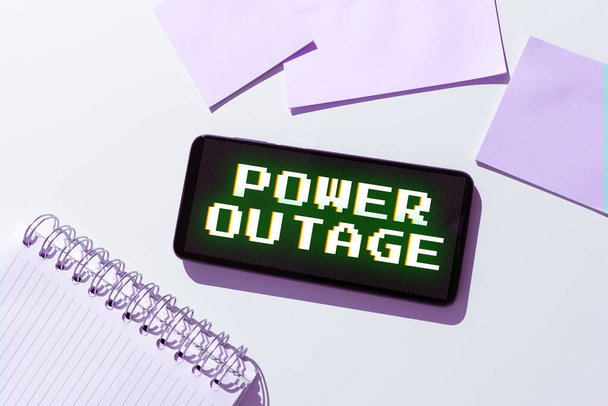 Sinal de texto mostrando Power Outage, Palavra Escrito em A capacidade de influenciar os pares para atingir os objetivos - Foto, Imagem