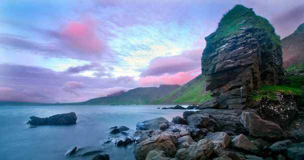 Eastern Region is a region in eastern Iceland. The Eastern Regions has a jagged coastline of fjords, referred to as the Eastfjords. - Foto, Imagen