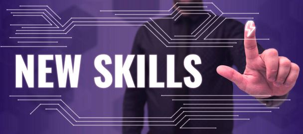 Tekst pokazujący inspirację Nowe umiejętności, koncepcja internetowa Nabyte niedawno kompetencje w zakresie wiedzy o umiejętnościach - Zdjęcie, obraz