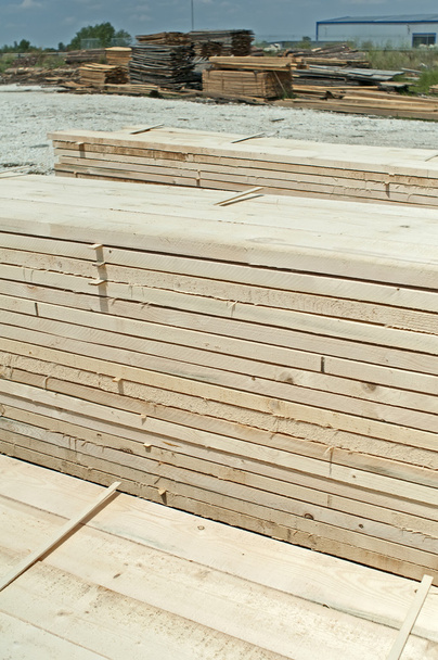 Timber. Planks and beams - Foto, Imagem