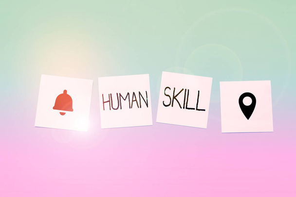 Текст, показывающий вдохновение Human Skill, Business concept involve the ability to work well with other people individually - Фото, изображение