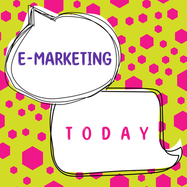 Kézírás szöveg E Marketing, fogalom jelentése üzlet, amely elektronikusan értékesíti a terméket vagy szolgáltatást - Fotó, kép