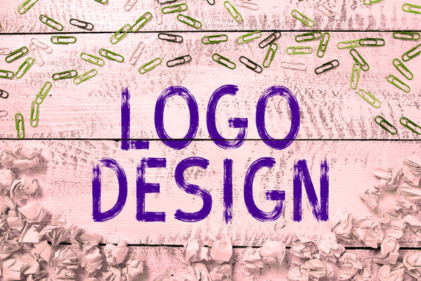 Ispirazione mostrando segno Logo Design, Business vetrina una rappresentazione grafica o simbolo del nome dell'azienda o del marchio - Foto, immagini