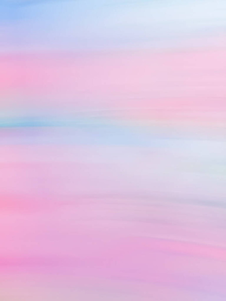 Glanzende glitter bokeh zeer bleke paarse roze onscherpe achtergrond. Licht zachte roze witte bokeh achtergrond voor festival design - Foto, afbeelding