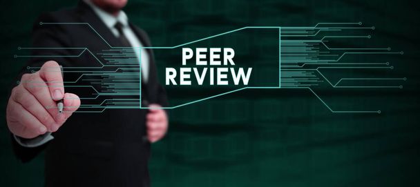 Titulek textu prezentující Peer Review, Business showcase Chcete-li být mírumilovní spokojeni s věcmi, které jste udělali a dosáhli - Fotografie, Obrázek