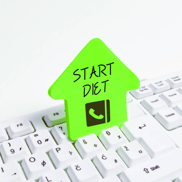 Teken weergeven Start Diet, Business concept speciale cursus voedsel die persoon beperkt zich tot - Foto, afbeelding