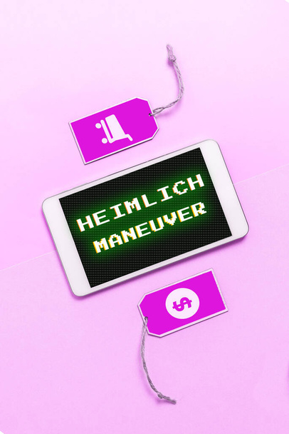 Текстовый знак, показывающий манёвр Хаймлиха, концептуальное фото, применяемое при подавлении - Фото, изображение