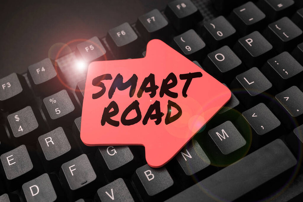 Inspiracja pokazując znak Smart Road, Słowo Napisane na wiele różnych sposobów technologie są włączone do dróg - Zdjęcie, obraz