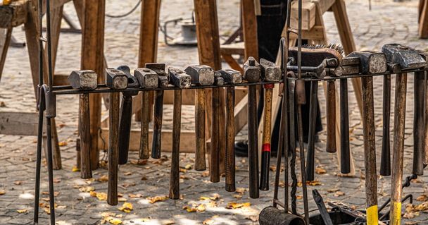 blacksmiths hammers on the rake - Fotoğraf, Görsel