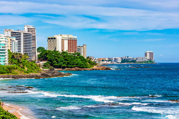 Modern buildings by the sea and beaches in the city of Salvador in Bahia - Foto, Imagen